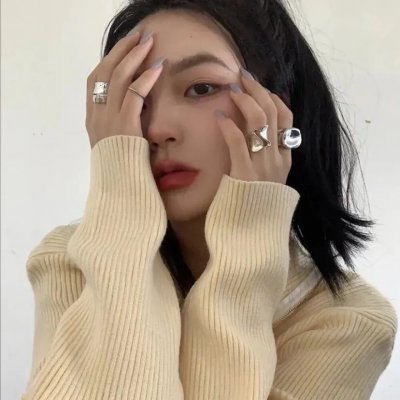 濶少艳福